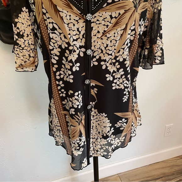 Design Works Top Beautiful Florals! Rhinestone Details Size PL - Picture 3 of 9